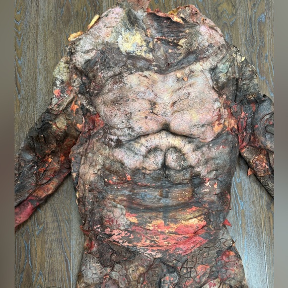 Professional Creature Costume! 👻 - Picture 1 of 4
